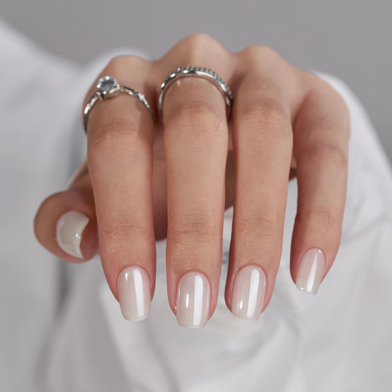 XNails White Short