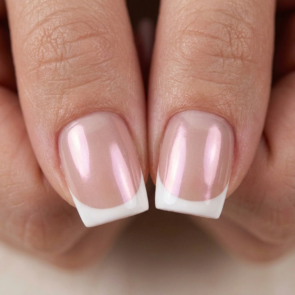Classic Chrome press-on negler i firkantet form, hvit fransk tipp med nude-rosa perl-chrome