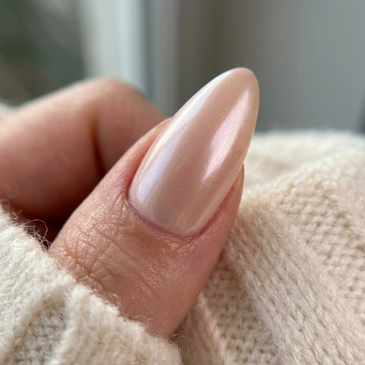 Heavenly Halo press-on negler nærbilde av neglefinish